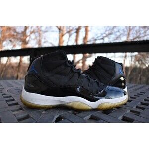 VINTAGE Nike Air Jordan 11 Retro 'Space Jam' 2009  378038-041  Youth Size 6.5Y